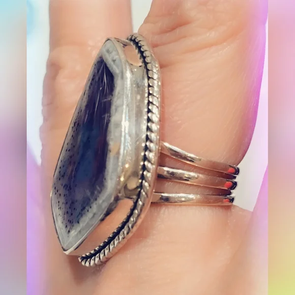 Atomic Amethyst Sterling Silver 925 Gemstone Ring - Picture 2 of 2